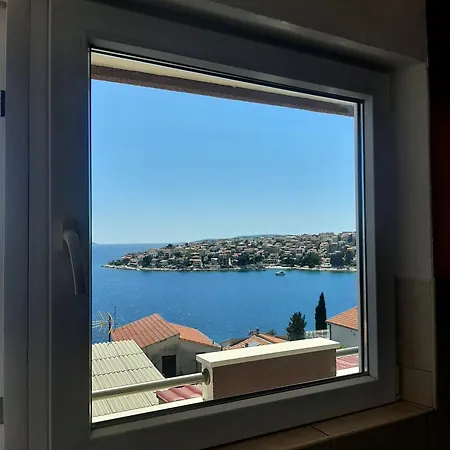 House Dea With Outdoor Jacuzzi * טרוגיר