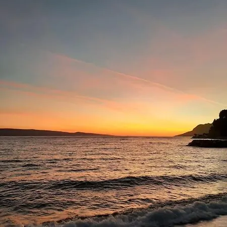 House Dea With Outdoor Jacuzzi בית נופש טרוגיר