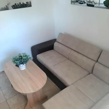 بيت للعطل House Dea With Outdoor Jacuzzi *